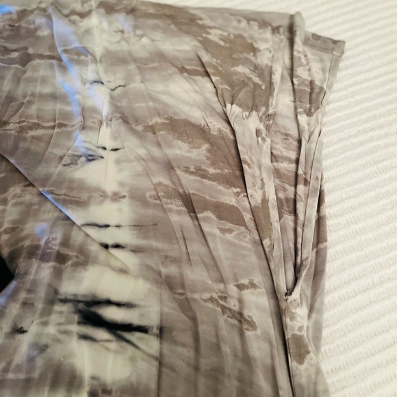 💕🔥SOLD!!!!!!Young Fabulous & Broke Dress  💖👗 - Picture 5 of 6